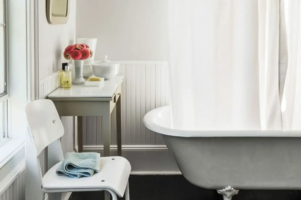 12 Façons Géniales Pour Garder Sa Salle de Bain Propre et Rangée