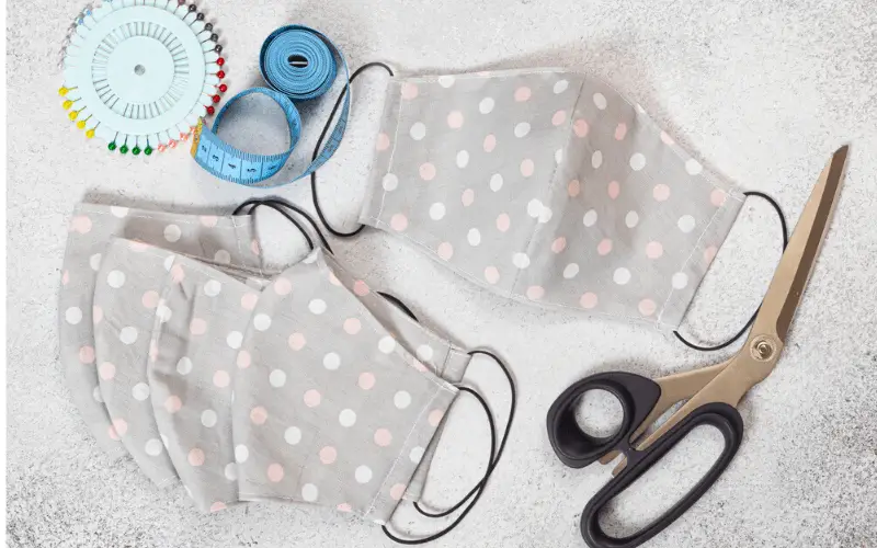 15 mins pour faire un masque lavable avec toutes les tailles sans machine