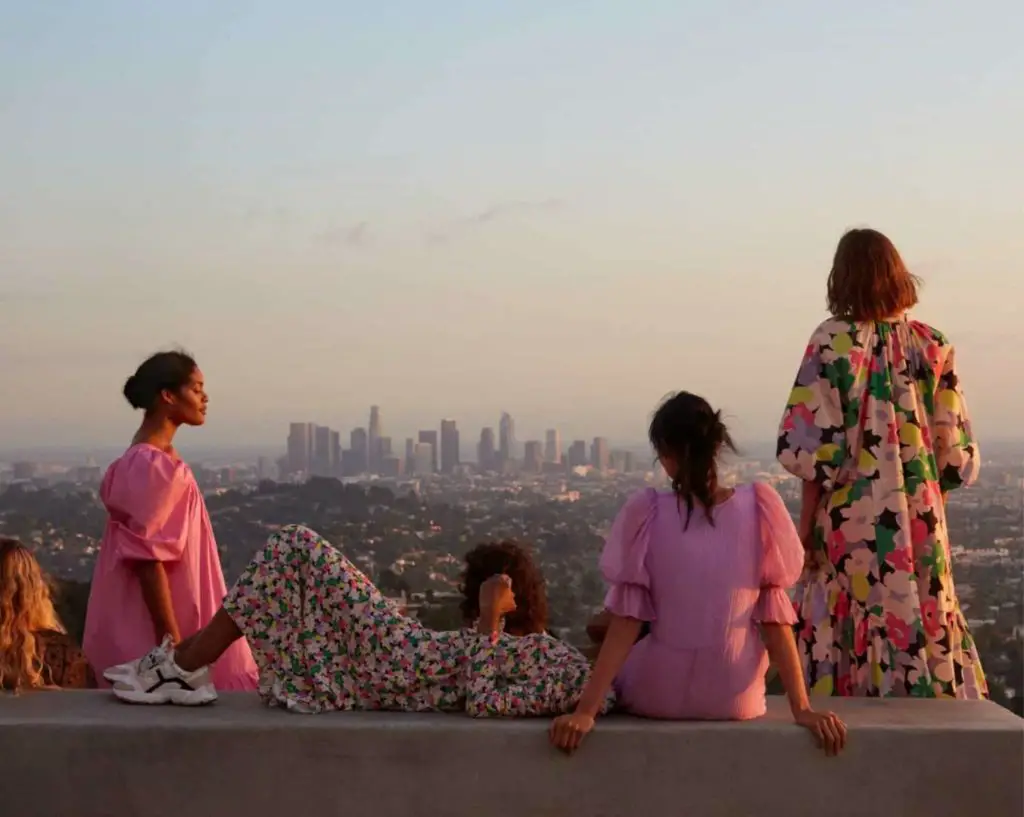 R??ves d'?�t?� avec H&M : 8 Robes parfaites romantiques et durables