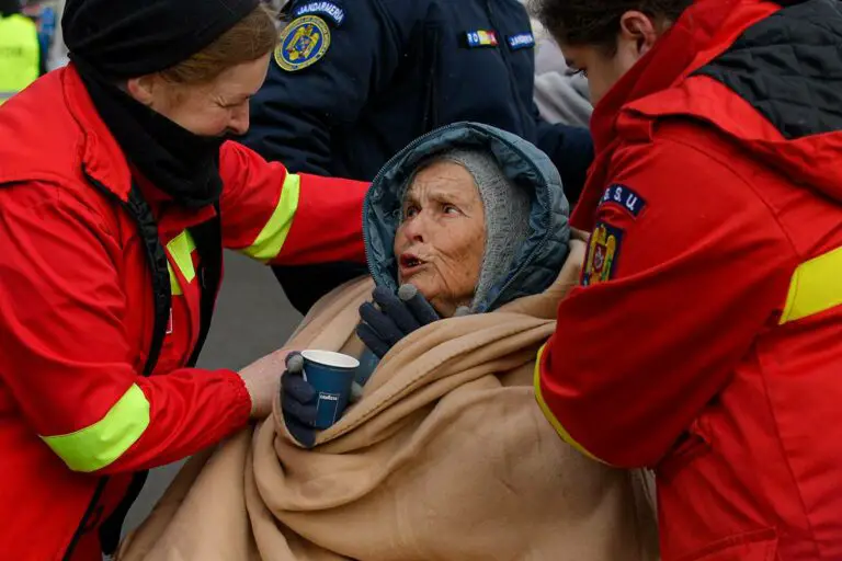 Femmes En Ukraine : Les Images Des Vraies Héroïnes De Ce 8M