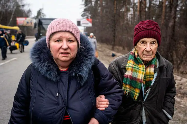 Femmes En Ukraine : Les Images Des Vraies Héroïnes De Ce 8M