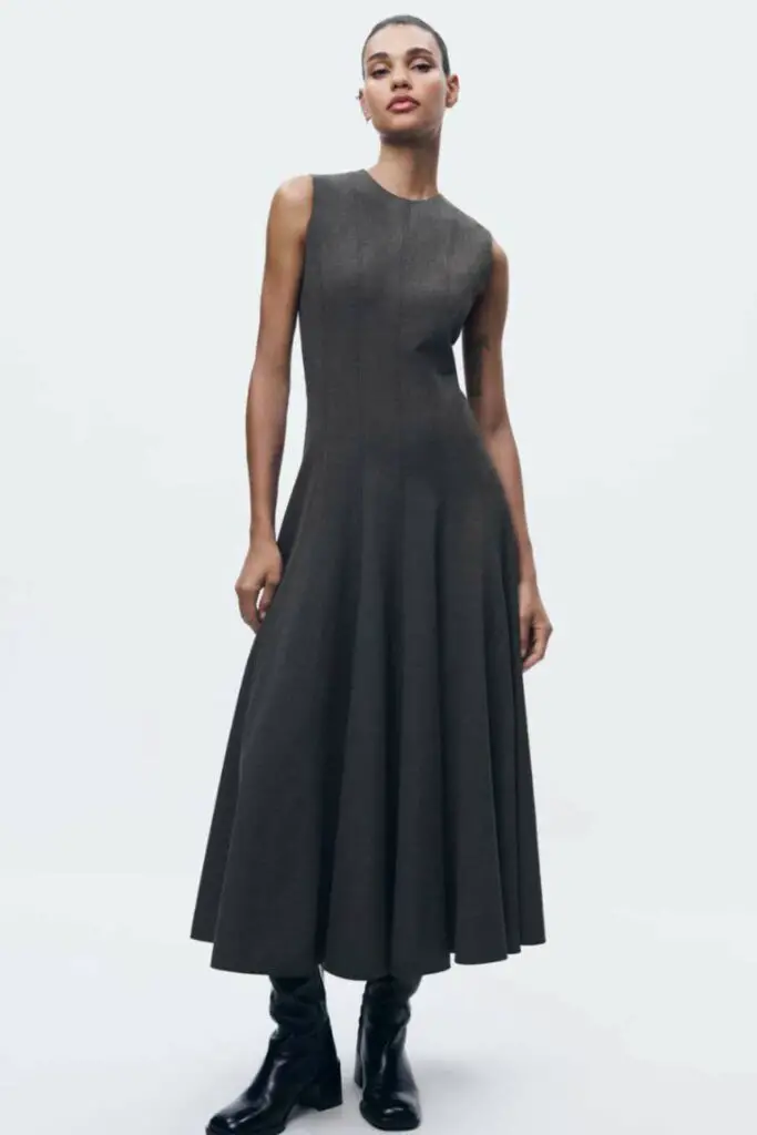 Robe Elie Tahari Nadine - Noir/or - Tailles 6 à 12 - Manches Courtes - PDSF 298 Robe Elie Tahari Nadine - Noir/or - Tailles 6 à 12 - Manches Courtes - PDSF 298