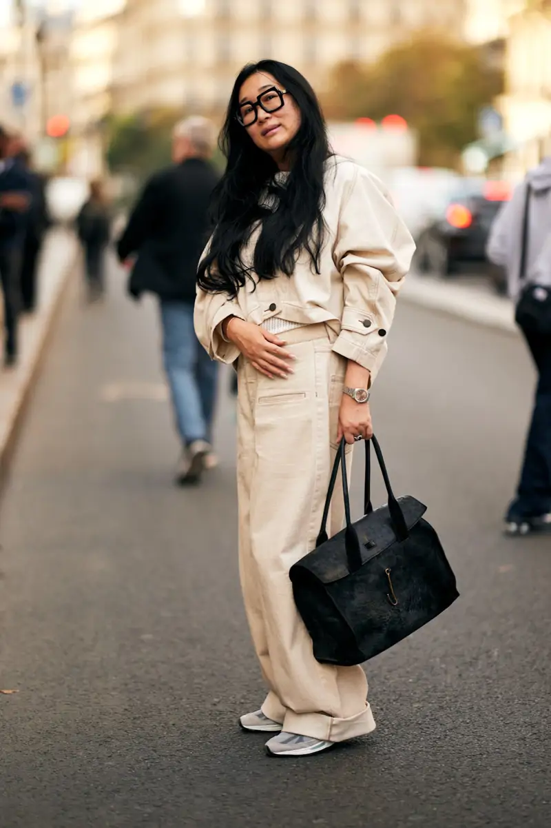 Accessoires minimalistes et élégants pour un style maîtrisé en 2026