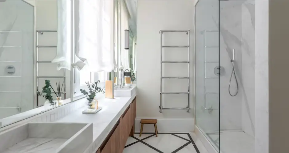 1.Douches XL : plus d’espace, moins d’obstacles