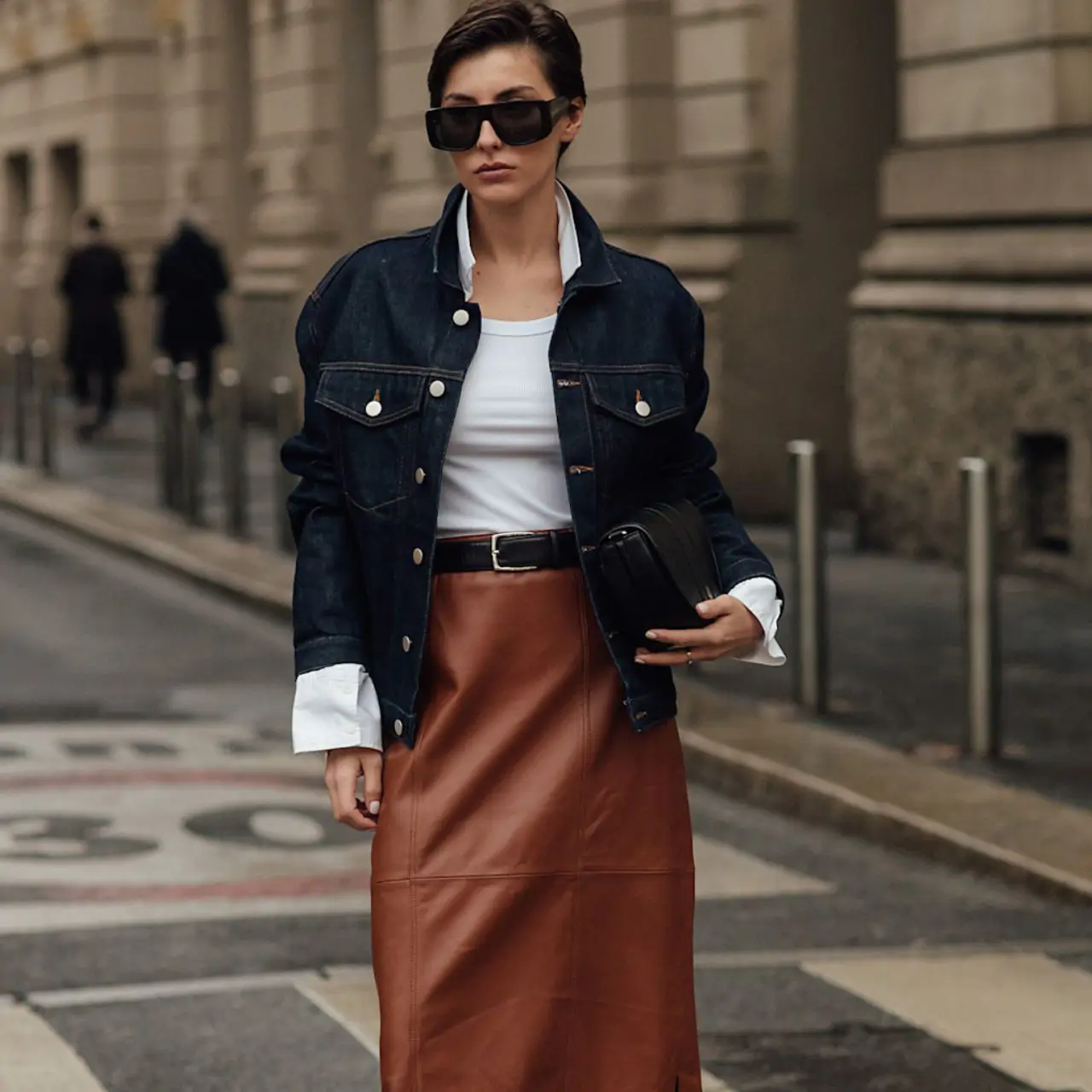 Looks tendance 2026 : silhouettes naturelles et style épuré selon les stylistes