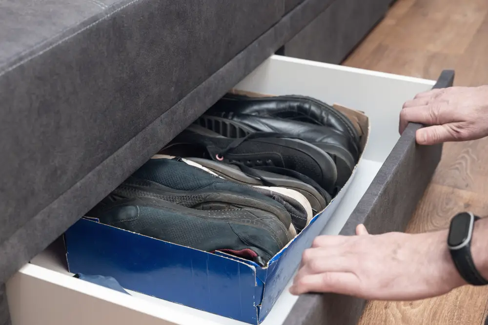 Chaussures à trier : garder seulement celles qui vont et organiser un placard plus fonctionnel